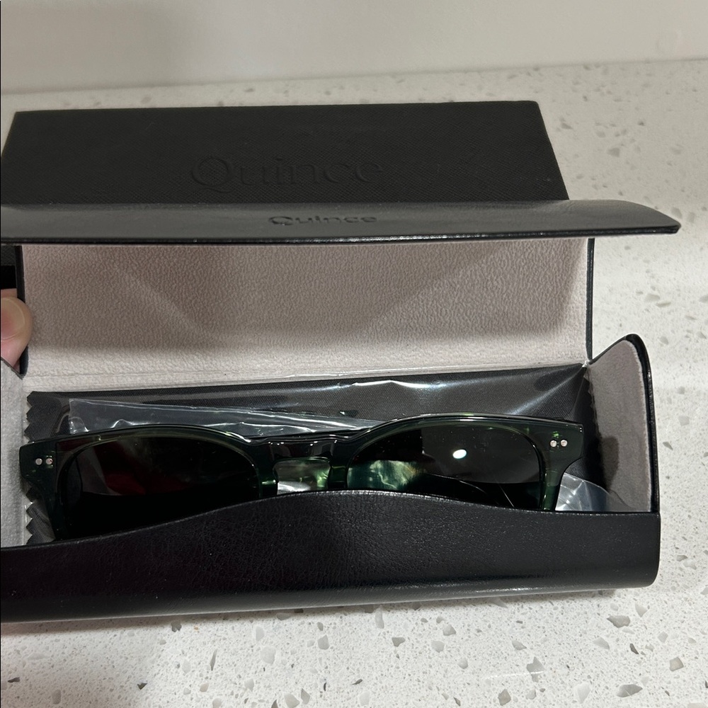 Quince Boston Polarized Acetate Clear Sage Green Lens/Standard Sunglasses New - Picture 5 of 6